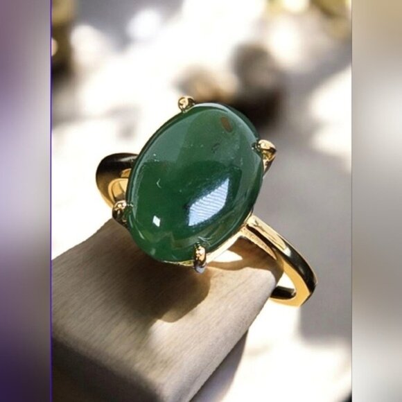 925 Sterling Silver Ring with Natural Jade 13x9mm Gemstone - Picture 2 of 10